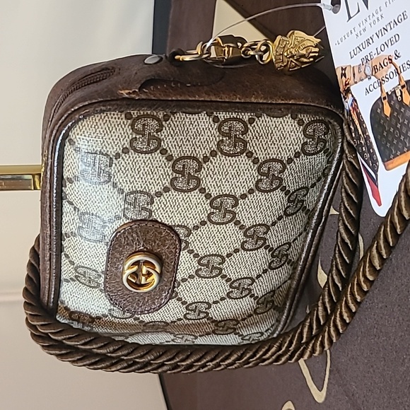 GUCCI ULTRA RARE VINTAGE LATE 1960’S GG COATED CANVAS CROSS BODY POUCH BAG - Picture 4 of 17